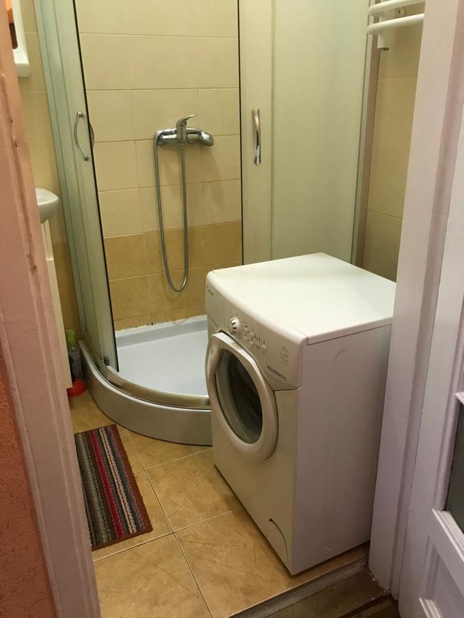 Apartment On Hoholya Street Csernyivci Kültér fotó