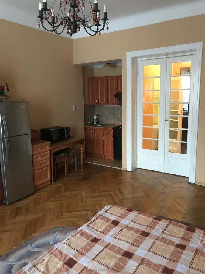 Apartment On Hoholya Street Csernyivci Kültér fotó