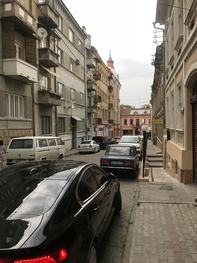 Apartment On Hoholya Street Csernyivci Kültér fotó