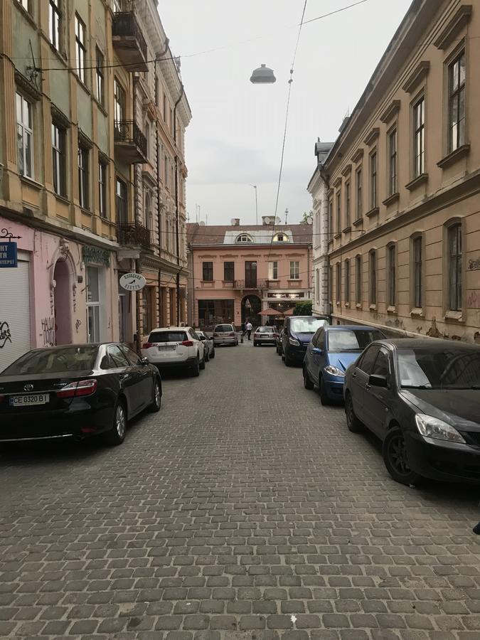 Apartment On Hoholya Street Csernyivci Kültér fotó